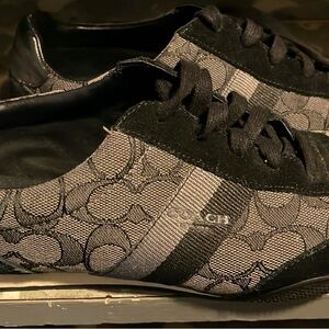 Women’s size 8 Authentic Kelson Coach low tops